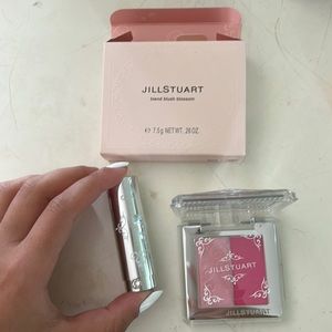 Jill Stuart Blend Blush Blossom shade 01